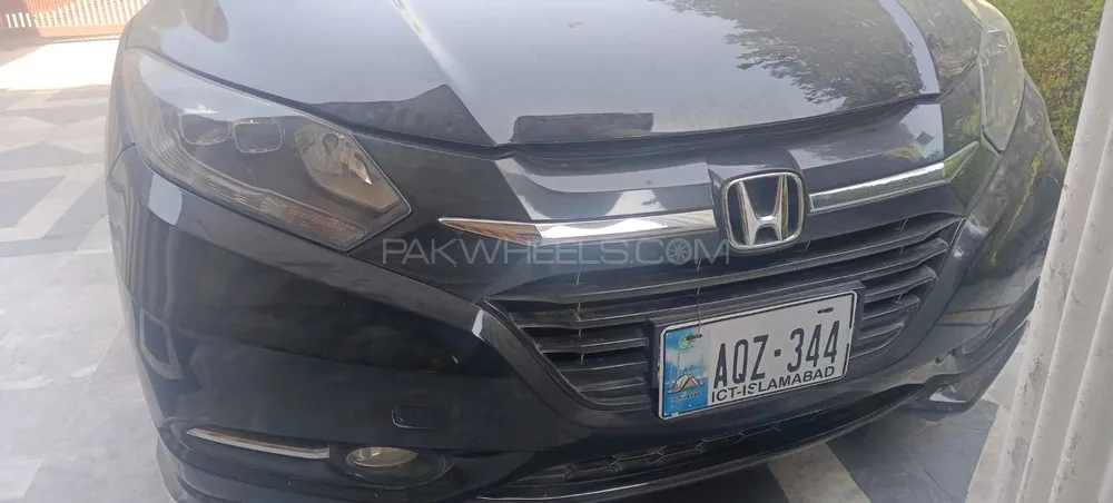 Honda Vezel 2015 for Sale in Rawalpindi Image-1