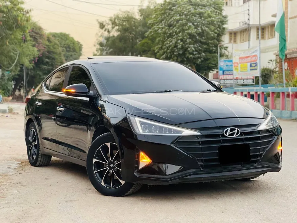 Hyundai Elantra 2023 for Sale in Karachi Image-1