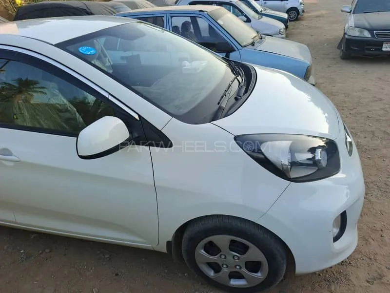 KIA Picanto 2023 for Sale in Karachi KIA Picanto 2023 for Sale in Karachi Image-7
