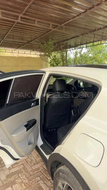 KIA Sportage 2022 for Sale in Bahawalpur KIA Sportage 2022 for Sale in Bahawalpur Image-12