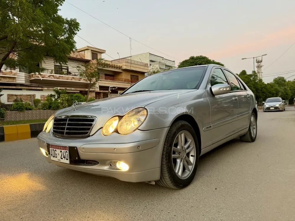 Mercedes Benz C Class 2001 for Sale in Karachi Mercedes Benz C Class 2001 for Sale in Karachi Image-5