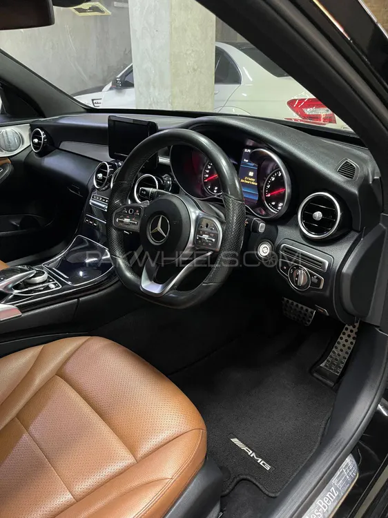 Mercedes Benz C Class 2019 for Sale in Lahore Image-1