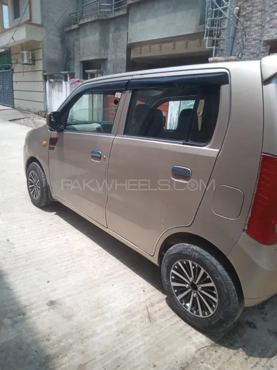 Suzuki Wagon R 2017 for Sale in Taxila Suzuki Wagon R 2017 for Sale in Taxila Image-2