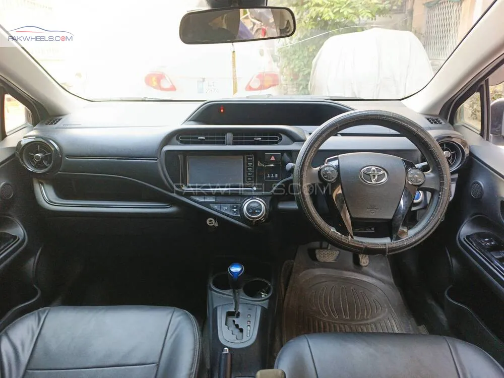 Toyota Aqua 2017 for Sale in Islamabad Toyota Aqua 2017 for Sale in Islamabad Image-10