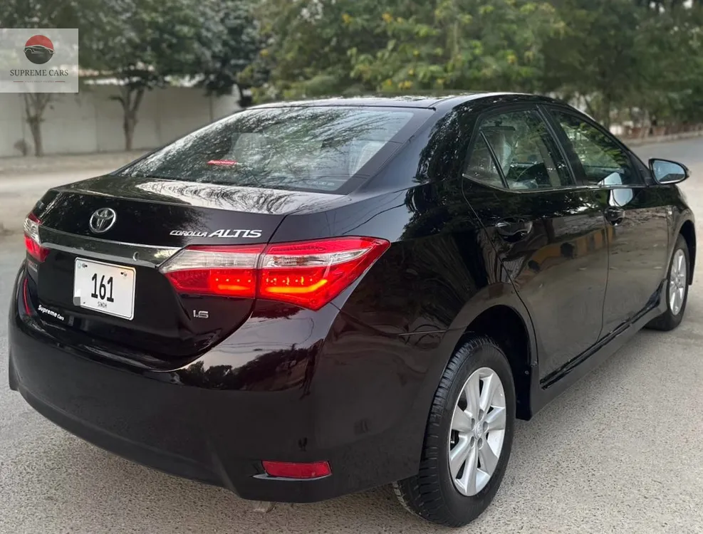 Toyota Corolla 2015 for Sale in Karachi Toyota Corolla 2015 for Sale in Karachi Image-5