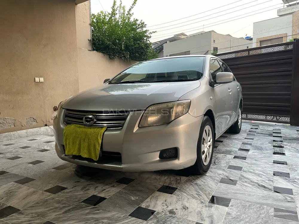 Toyota Corolla Axio 2007 for Sale in Lahore Image-1