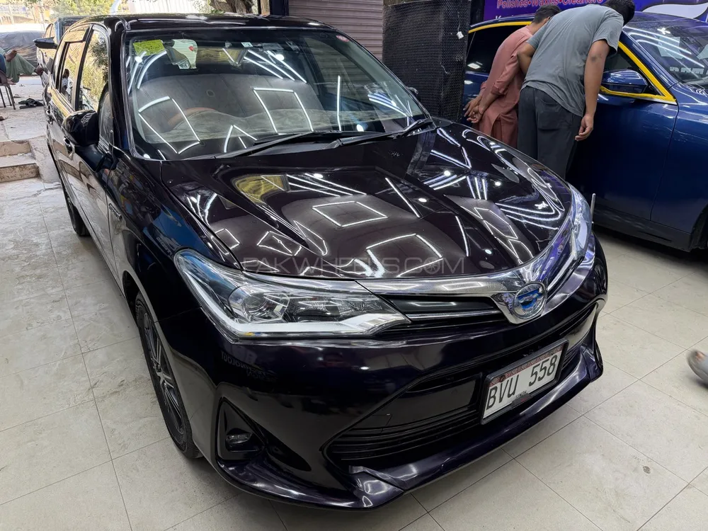 Toyota Corolla Fielder 2018 for Sale in Karachi Image-1