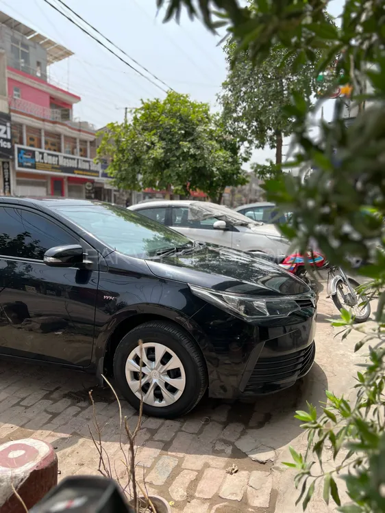 Toyota Corolla 2018 for Sale in Multan Image-1