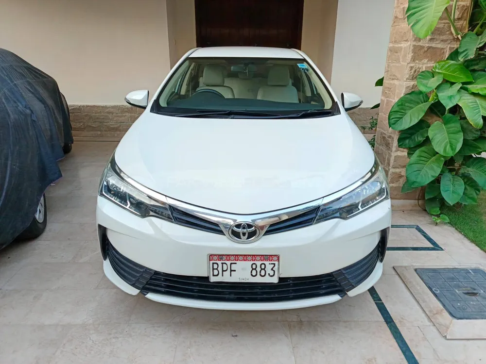 Toyota Corolla 2018 for Sale in Karachi Image-1