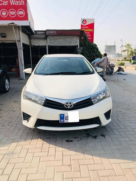 Toyota Corolla 2016 for Sale in Peshawar Image-1