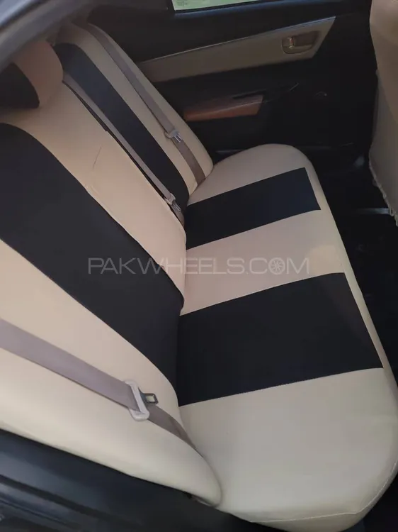 Toyota Corolla 2017 for Sale in Lahore Toyota Corolla 2017 for Sale in Lahore Image-10