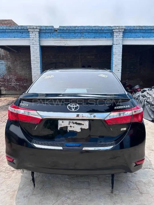 Toyota Corolla 2017 for Sale in Jaranwala Image-1
