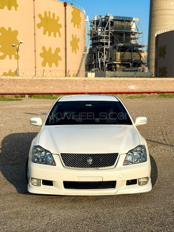 Toyota Crown 2005 for Sale in Lahore Toyota Crown 2005 for Sale in Lahore Image-1