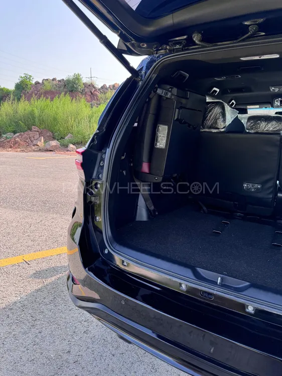 Toyota Fortuner 2023 for Sale in Islamabad Toyota Fortuner 2023 for Sale in Islamabad Image-9