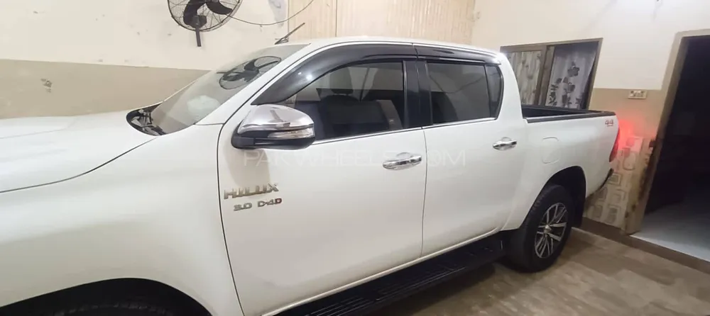 Toyota Hilux 2017 for Sale in Lahore Toyota Hilux 2017 for Sale in Lahore Image-1