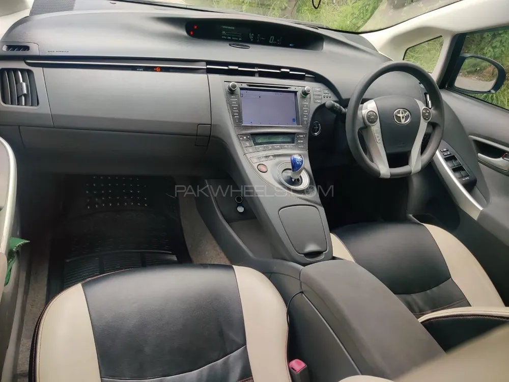 ٹویوٹا پریوس 2009 for Sale in لاہور ٹویوٹا پریوس 2009 for Sale in لاہور Image-3