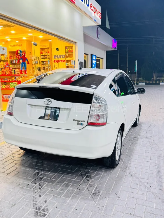Toyota Prius 2013 for Sale in Lahore Image-1