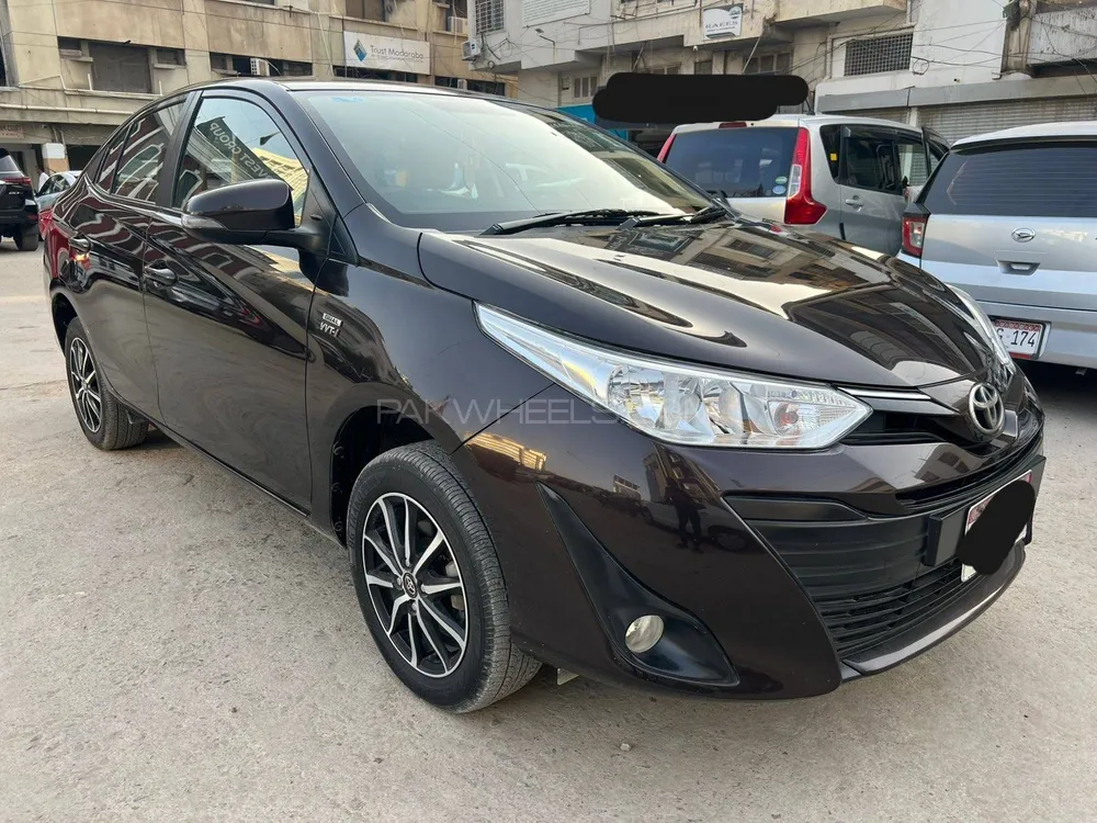 Toyota Yaris Sedan 2021 for Sale in Karachi Image-1