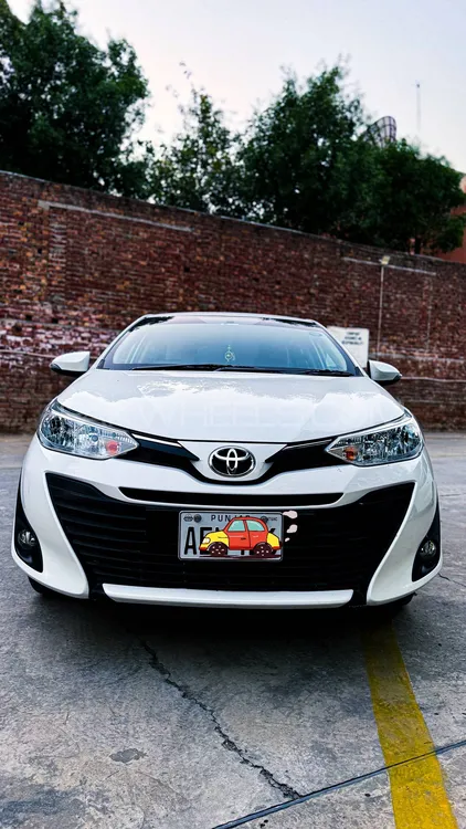 Toyota Yaris Sedan 2021 for Sale in Lahore Image-1