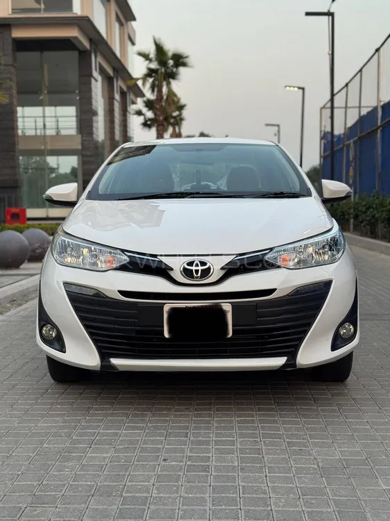 Toyota Yaris Sedan 2022 for Sale in Lahore Image-1