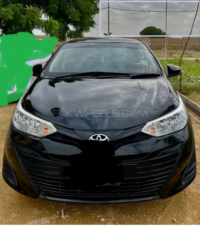 Toyota Yaris Sedan 2021 for Sale in Karachi Image-1