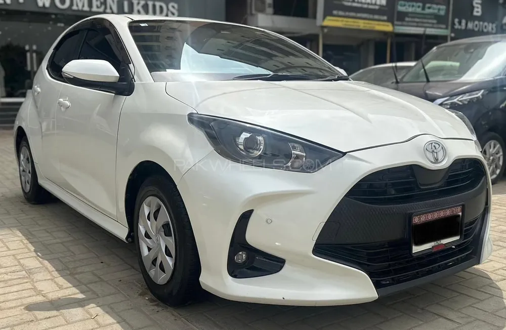 Toyota Yaris Hatchback 2021 for Sale in Karachi Image-1