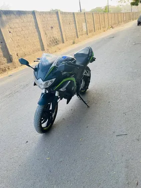 Kawasaki Ninja ZX300 2021