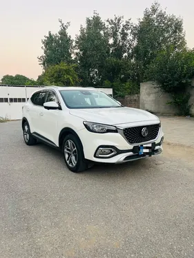 MG HS Trophy 2021