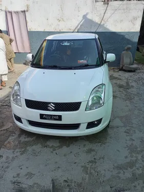 Suzuki Swift DLX 1.3 2010