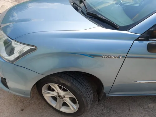Toyota Corolla Axio Hybrid 1.5 2014