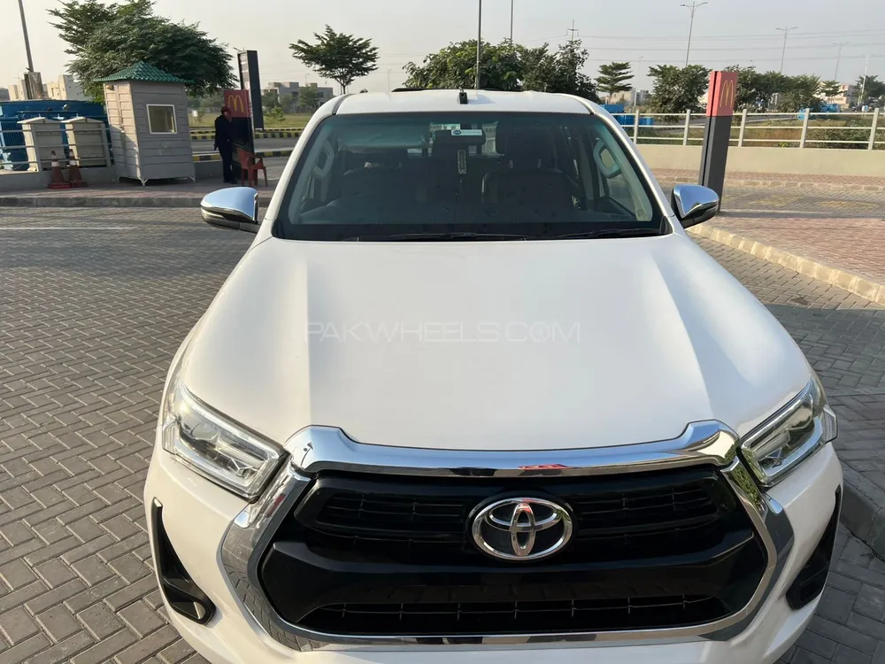 Toyota Hilux 2022 for Sale in Lahore Image-1