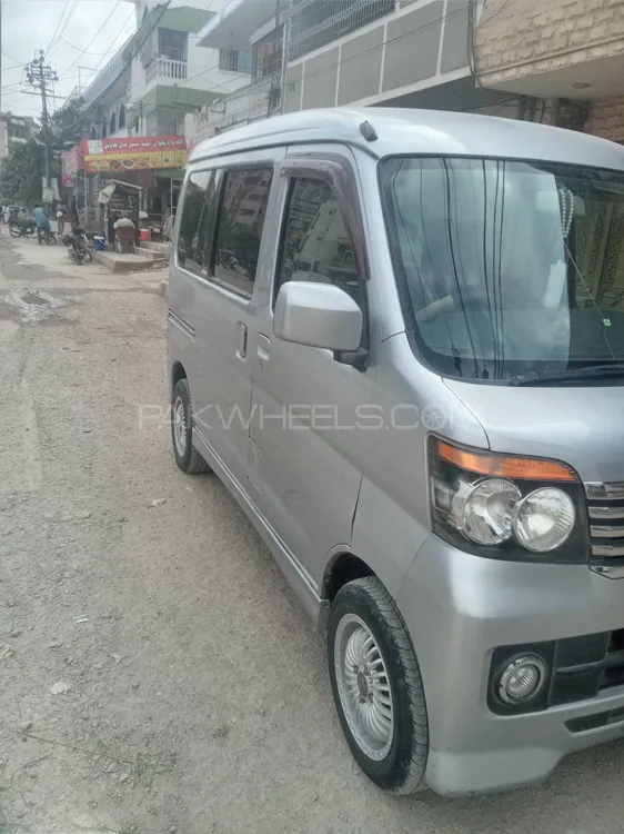Daihatsu Atrai Wagon 2012 for Sale in Karachi Image-1