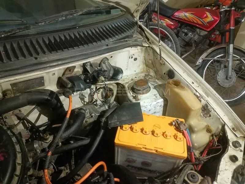 ڈائیہاتسو کیور 2004 for Sale in لاہور ڈائیہاتسو کیور 2004 for Sale in لاہور Image-12