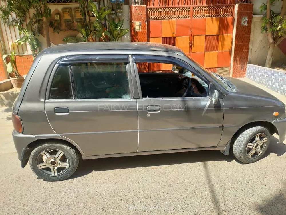 Daihatsu Cuore 2010 for Sale in Karachi Daihatsu Cuore 2010 for Sale in Karachi Image-3