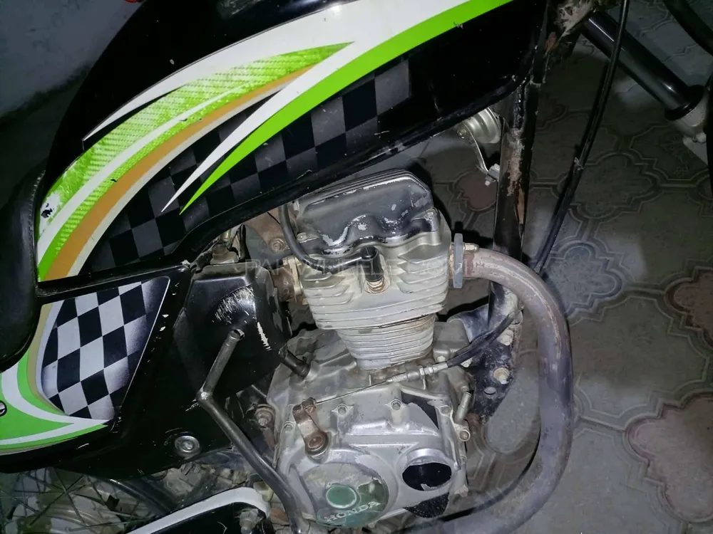 ہونڈا CG 125 Deluxe 2007 for Sale ہونڈا CG 125 Deluxe 2007 for Sale Image-6