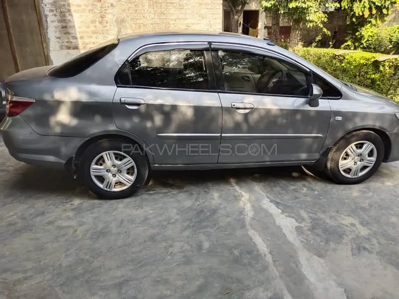 ہونڈا سٹی 2006 for Sale in فیصل آباد ہونڈا سٹی 2006 for Sale in فیصل آباد Image-6