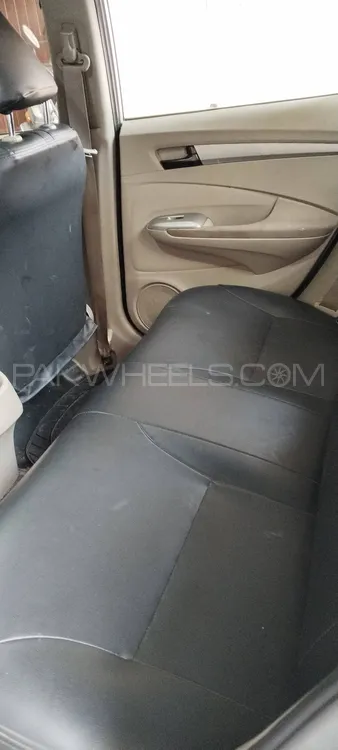 ہونڈا سٹی 2015 for Sale in ملتان ہونڈا سٹی 2015 for Sale in ملتان Image-12