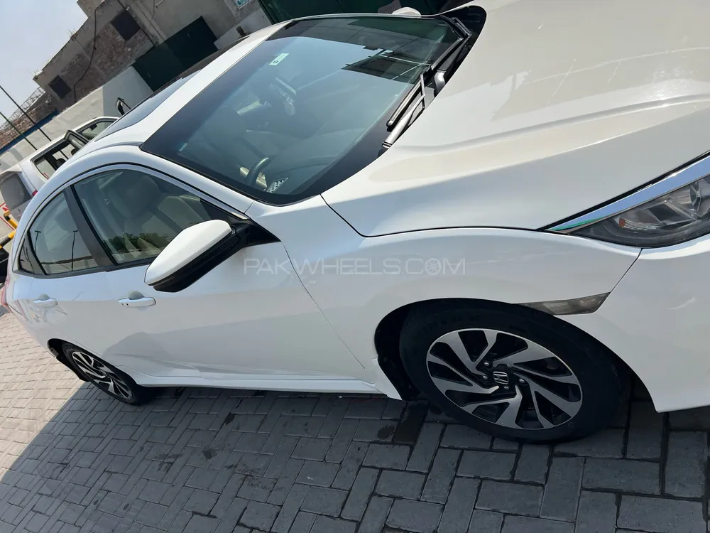 Honda Civic 2018 for Sale in Faisalabad Image-1