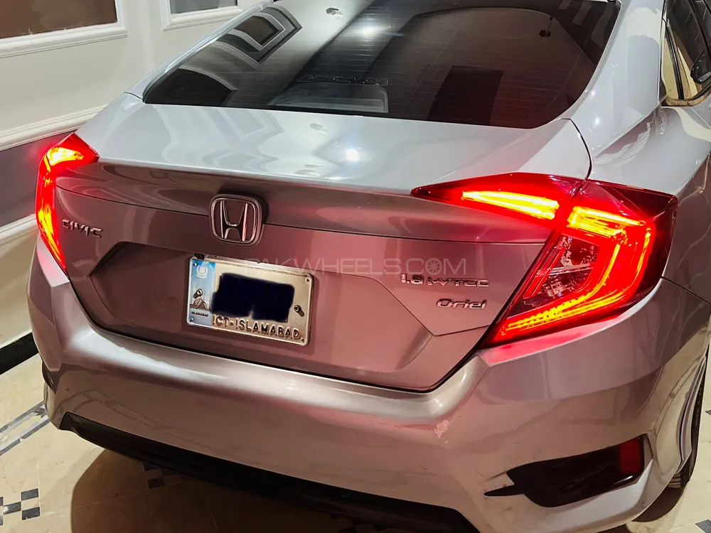 Honda Civic 2018 for Sale in Peshawar Image-1