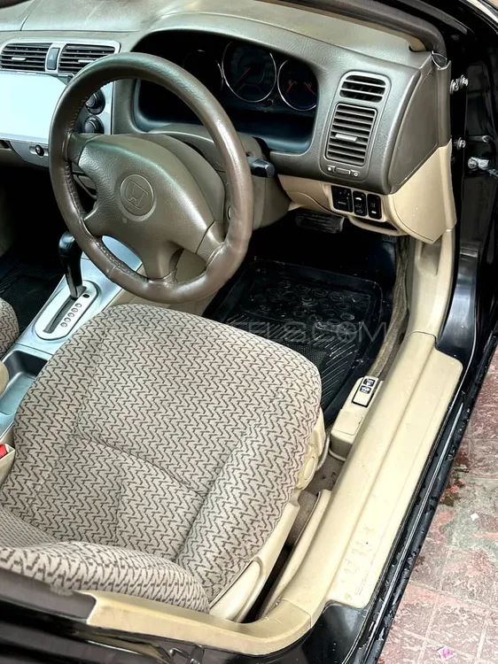 Honda Civic 2004 for Sale in Lahore Image-1