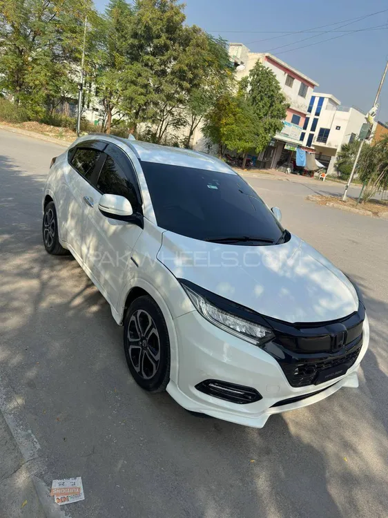 Honda Vezel 2015 for Sale in Mardan Honda Vezel 2015 for Sale in Mardan Image-3