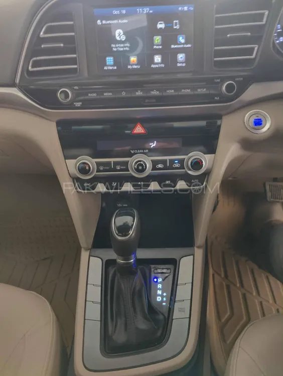 Hyundai Elantra 2021 for Sale in Karachi Image-1