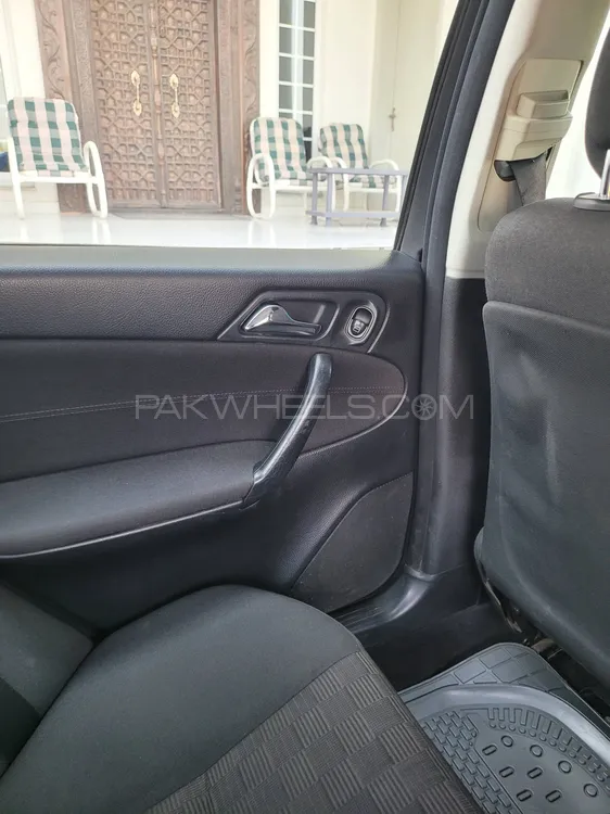مرسڈیز بینز سی کلاس 2007 for Sale in اسلام آباد مرسڈیز بینز سی کلاس 2007 for Sale in اسلام آباد Image-17