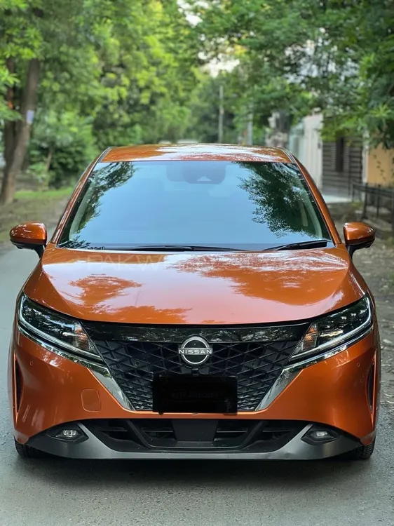 Nissan Note 2021 for Sale in Lahore Image-1