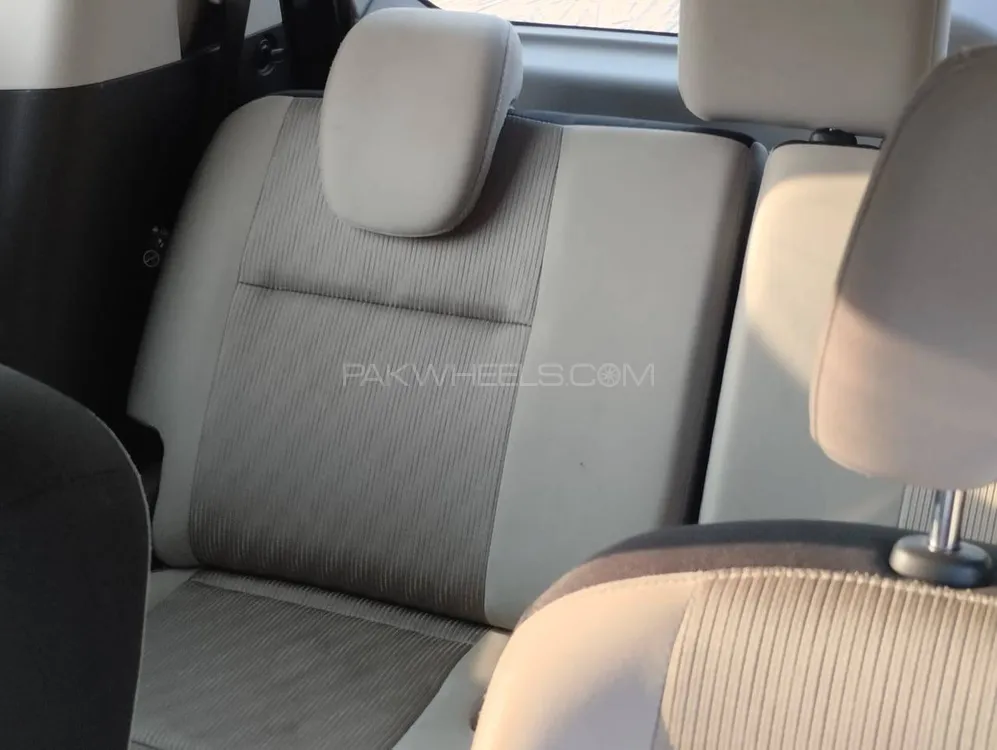 Nissan Serena 2019 for Sale in Gujranwala Nissan Serena 2019 for Sale in Gujranwala Image-6