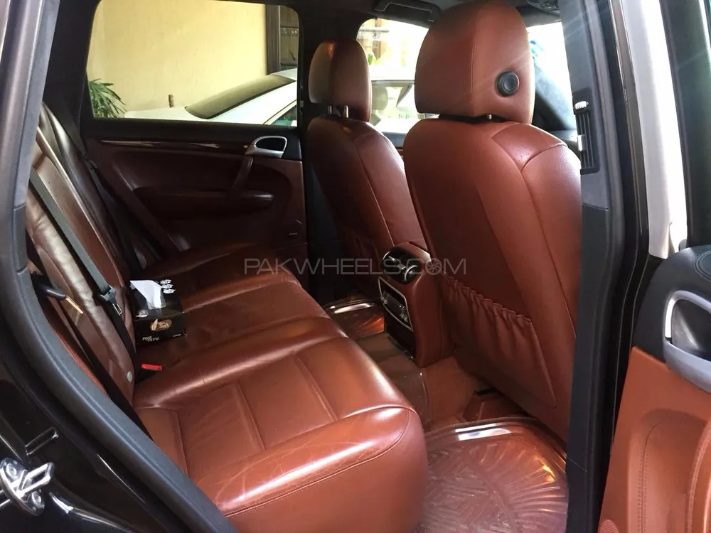 پورشے کائین 2009 for Sale in لاہور پورشے کائین 2009 for Sale in لاہور Image-13