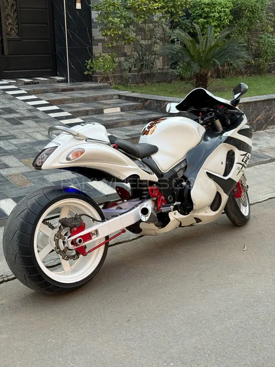 Suzuki Hayabusa 2010 for Sale Suzuki Hayabusa 2010 for Sale Image-2