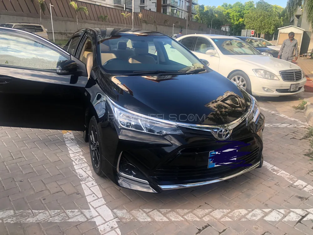 Toyota Corolla 2023 for Sale in Islamabad Image-1