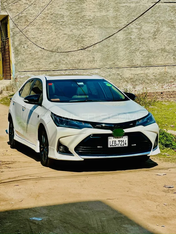 Toyota Corolla 2017 for Sale in Mandi bahauddin Image-1