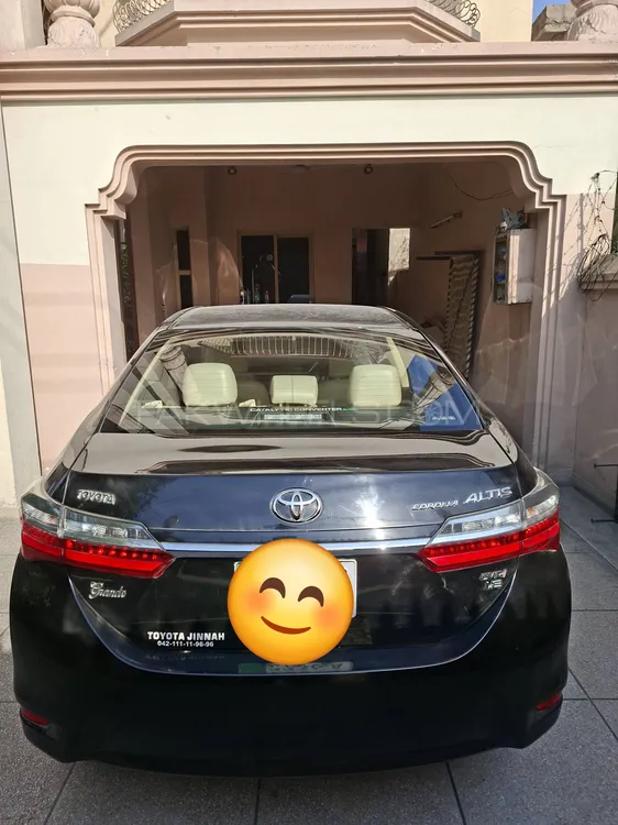 Toyota Corolla 2018 for Sale in Lahore Image-1
